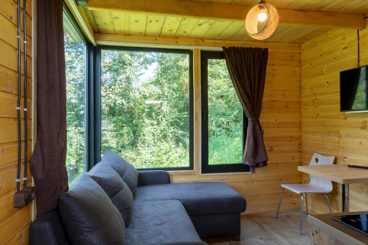 Woodpecker Ვუდფექერი Villa Batumi Exterior photo