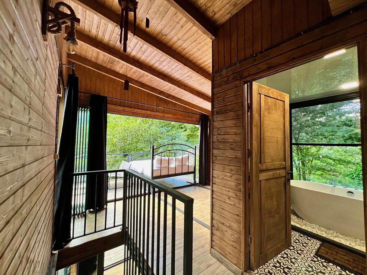 Woodpecker Ვუდფექერი Villa Batumi Exterior photo